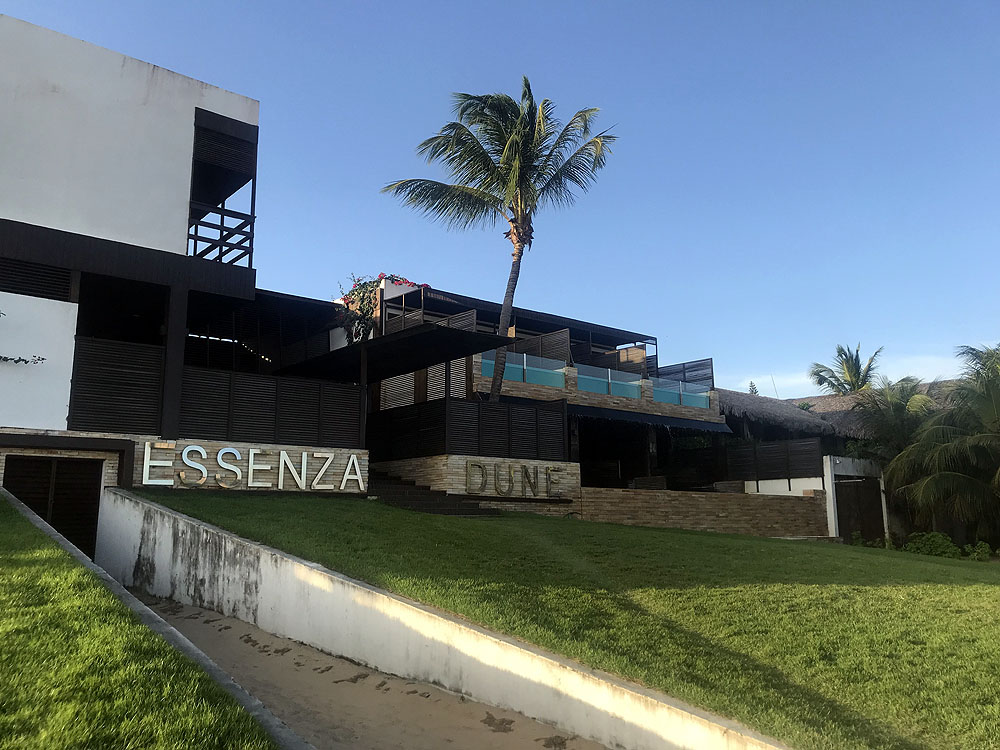 BR0519ED327_jeri-essenza-dune.jpg [&copy; Last Frontiers Ltd]