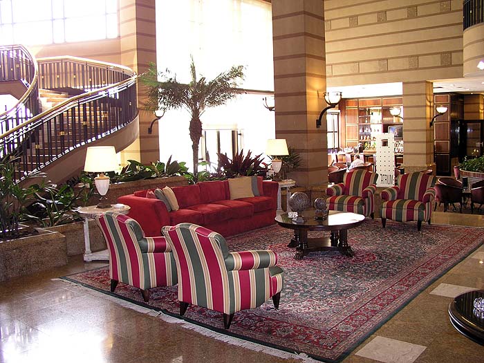BR0904EP190_marriott_deville_gru.jpg [&copy; Last Frontiers Ltd]
