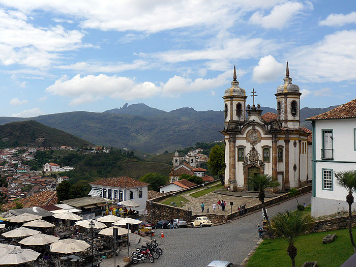 BR1009SM098_san-francisco-de-assis-ouro-preto.jpg [&copy; Last Frontiers Ltd]
