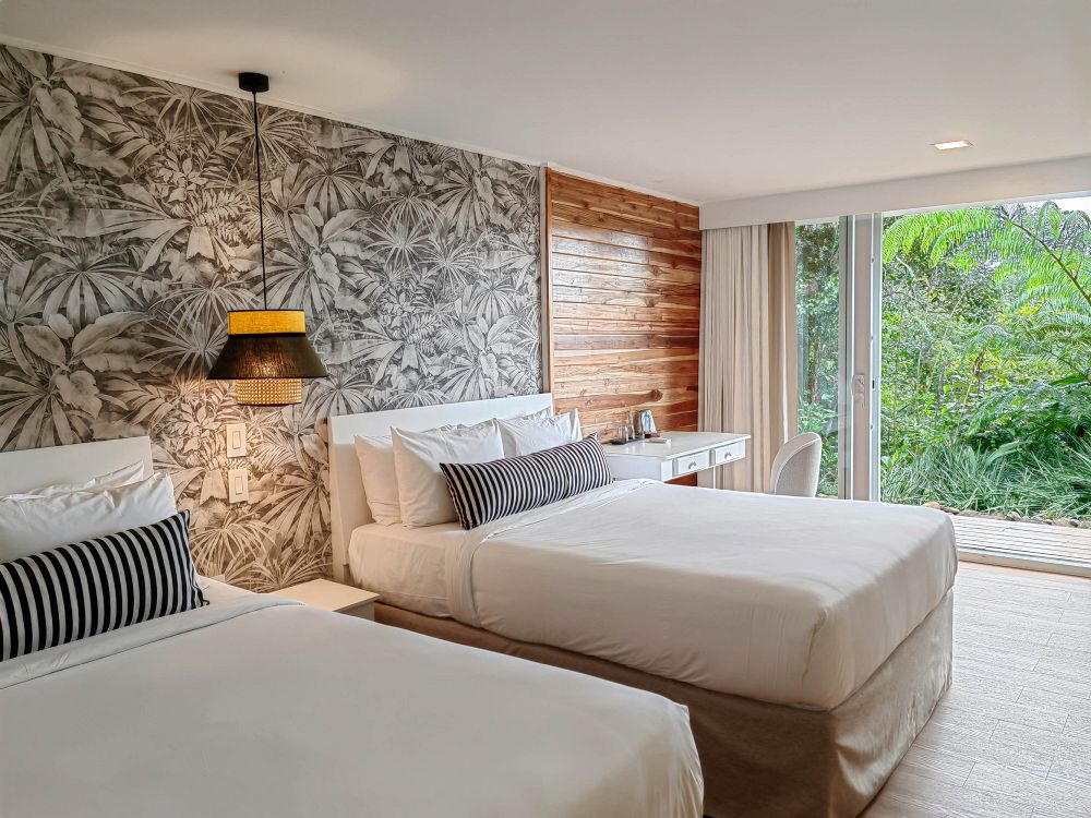 013CR2301ML_monteverde-lodge-toucanet-downstairs-suite.jpg [&copy; Last Frontiers Ltd]