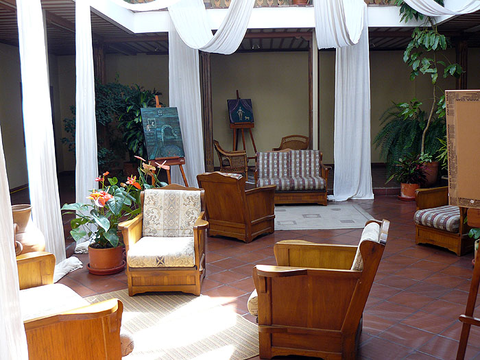 EC0608RB0501_carvallo.jpg [&copy; Last Frontiers Ltd]