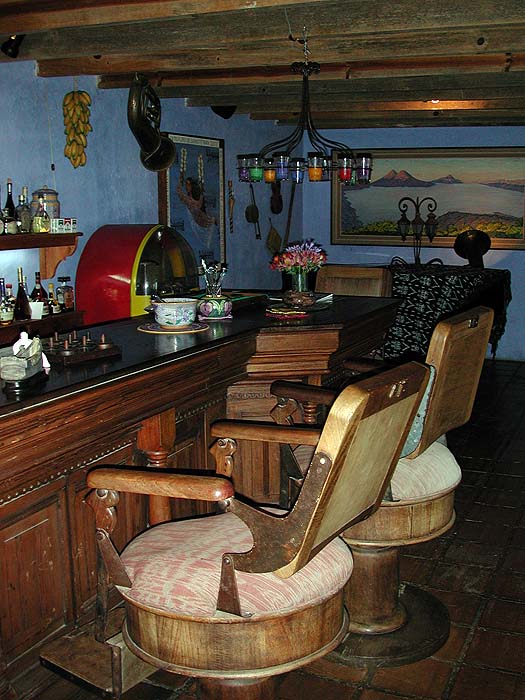GU0402EP1115_Casa_Palopo.jpg [&copy; Last Frontiers Ltd]