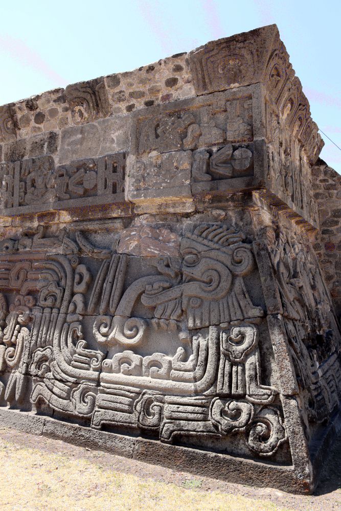 MX2404EP183_xochicalco.jpg [&copy; Last Frontiers Ltd]