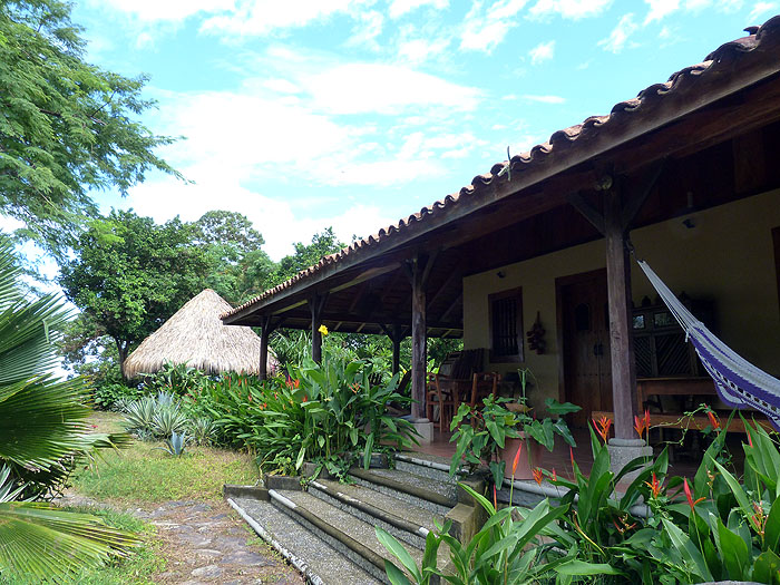 NI0913SM0916_finca-san-juan-de-la-isla-main-building.jpg [&copy; Last Frontiers Ltd]