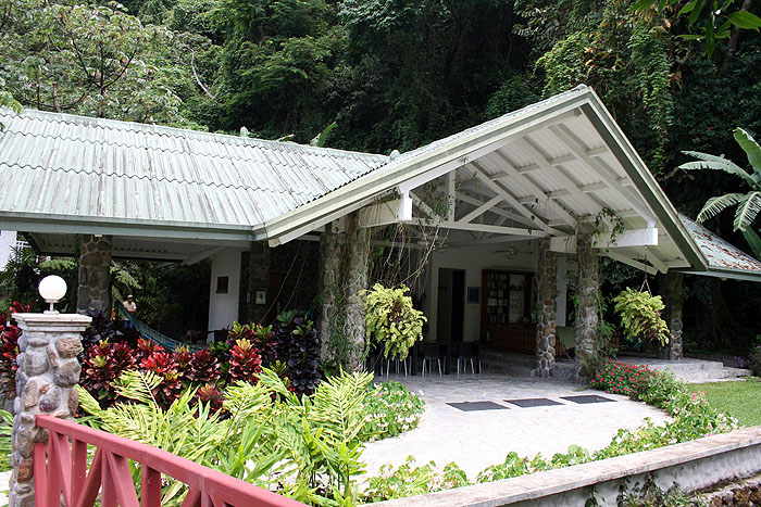 PA0509ED239_canopy-lodge.jpg [&copy; Last Frontiers Ltd]