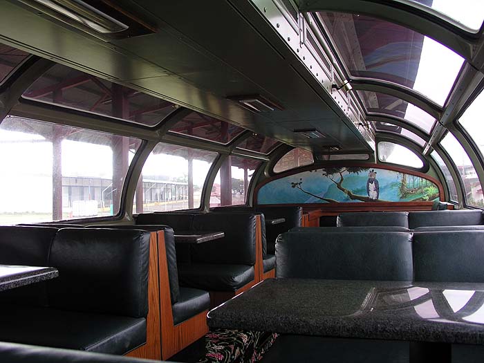PA0906TM213_canaltrain.jpg [&copy; Last Frontiers Ltd]