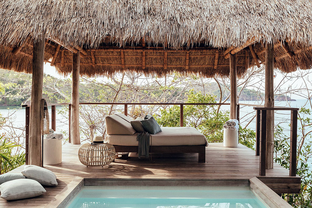 PA1019IS04_islas-secas-casita-sombras.jpg [&copy; Last Frontiers Ltd]