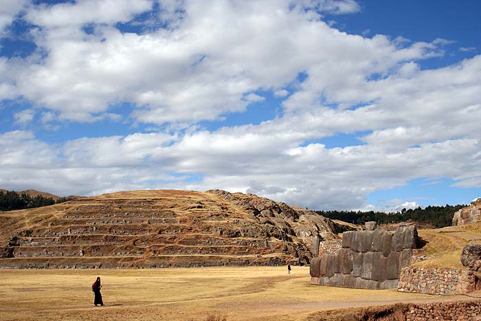 PE0905EP190_saqsaywaman.jpg [&copy; Last Frontiers Ltd]