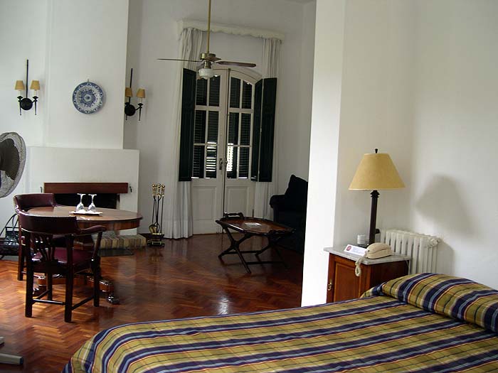 UR0405SM125_San_Pedro.jpg [&copy; Last Frontiers Ltd]
