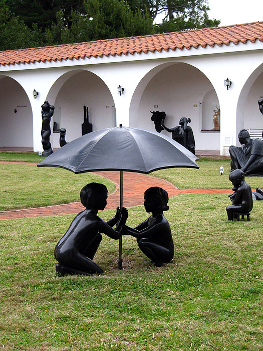UR0511OF166_dali-ralli-museum-punta-del-este.jpg [&copy; Last Frontiers Ltd]