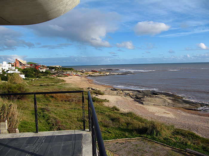 UR0511OF251_playa-vik-the-beach.jpg [&copy; Last Frontiers Ltd]