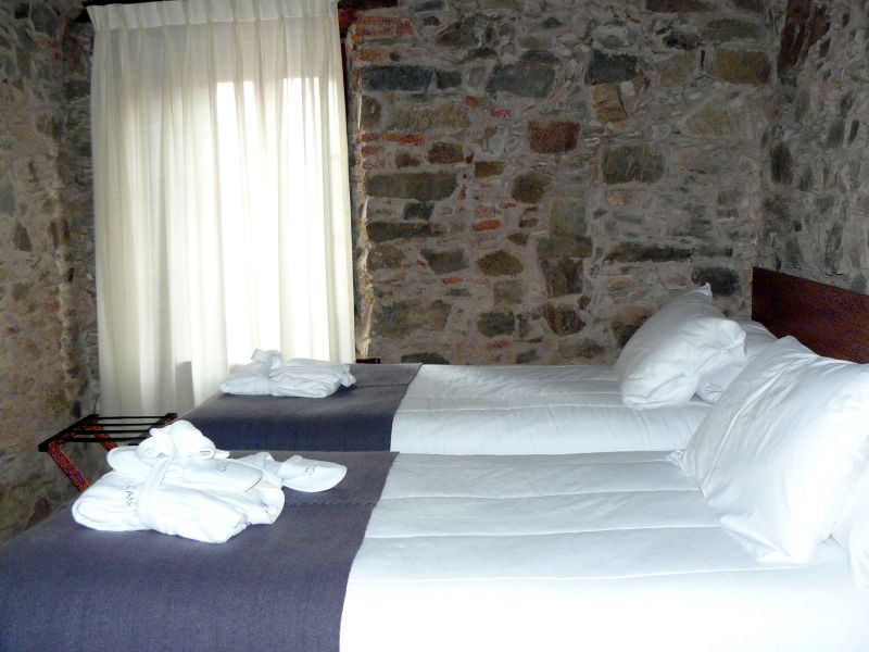 UR1015AB236_colonia-charco-hotel-rancho.jpg [&copy; Last Frontiers Ltd]